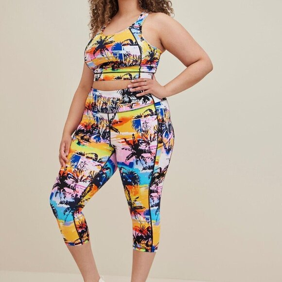 Torrid Performance Core Capri Active Legging With Side Pockets 2x - Picture 1 of 13